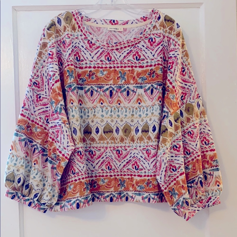 Vibrant Red and Orange Crew Neck LIGHT WEIGHT Summer Sweater